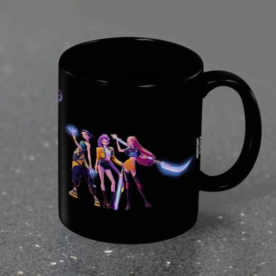 K-POP DEMON HUNTERS - Huntrix - Black Pod Mug 11oz