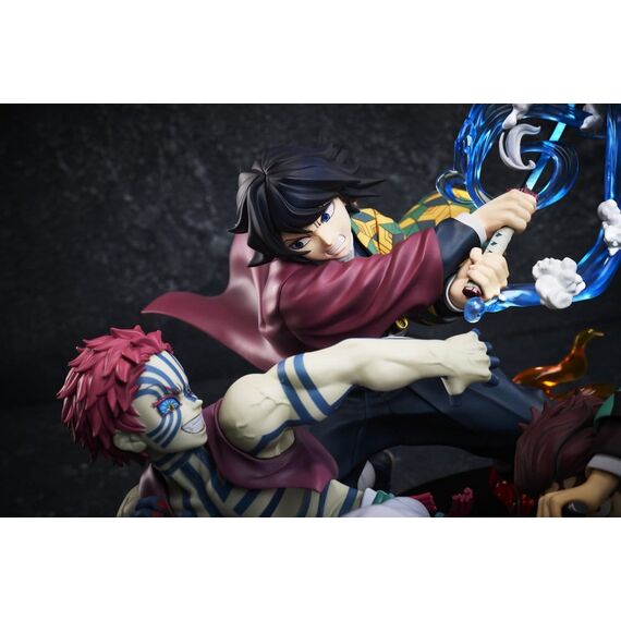 Demon Slayer: Kimetsu no Yaiba PVC Figure Tanjiro Kamado & Giyu Tomioka & Akaza 13 cm