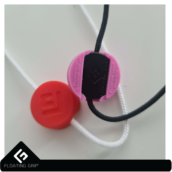 Floating Grip Wall Mount Covers (Red) / Electronics - PS5 Accessories - Accessories for Consoles - Techbox