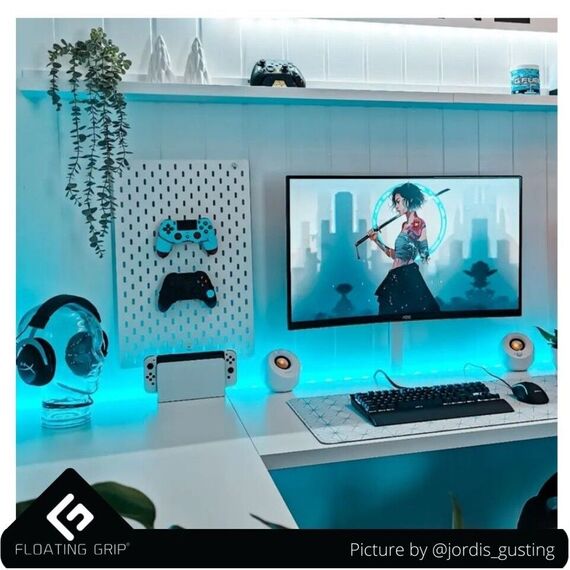 Floating Grip Wall Mount Covers (Turquoise) / Electronics - PS5 Accessories - Accessories for Consoles - Techbox