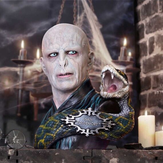 Harry Potter Lord Voldemort Bust 30.5cm / Fan Shop and Merchandise |  Techbox