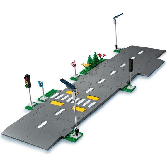 LEGO City - Road Plates (60304) / Toys - Lego - Collectibles - Techbox