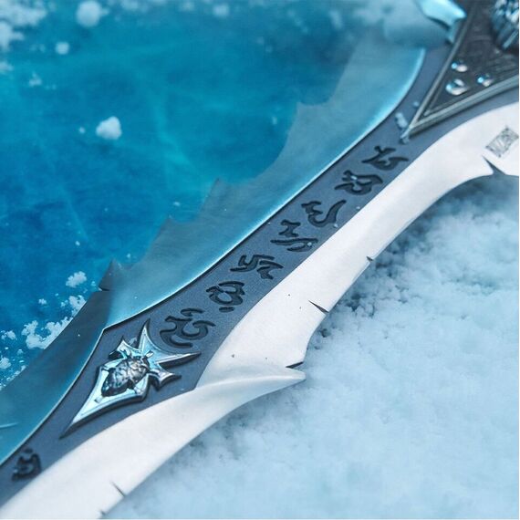 World of Warcraft - Frostmourne Sword Replica Scale 1/1 / Fan Shop and Merchandise |  Techbox