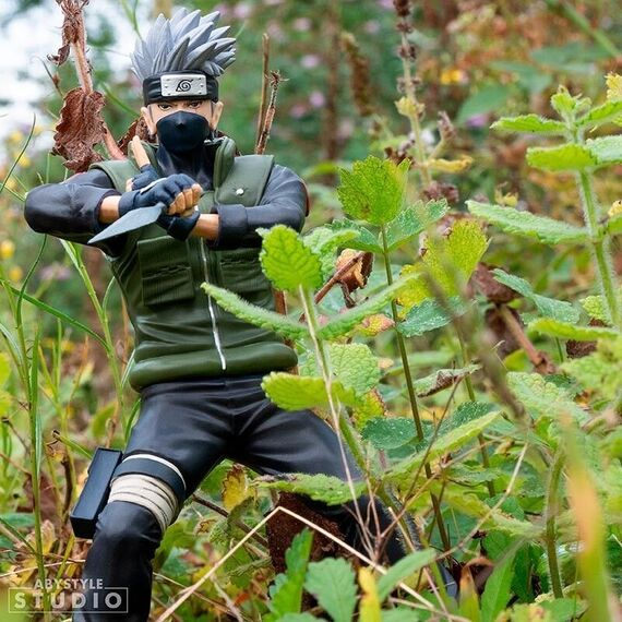 NARUTO SHIPPUDEN - Figurine Kakashi / Fan Shop and Merchandise - Figurines - Collectibles - Techbox