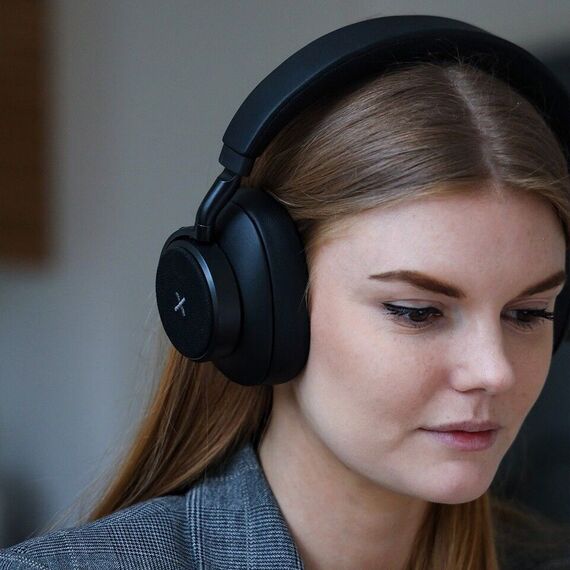 SACKit - Touch 400 - Hybrid ANC Over-Ear Headphones / Electronics | Techbox