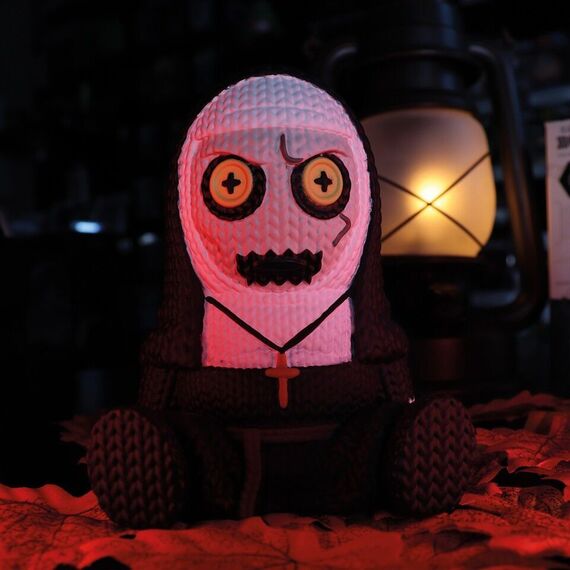 The Nun Collectible Vinyl Figure / Fan Shop and Merchandise |  Techbox